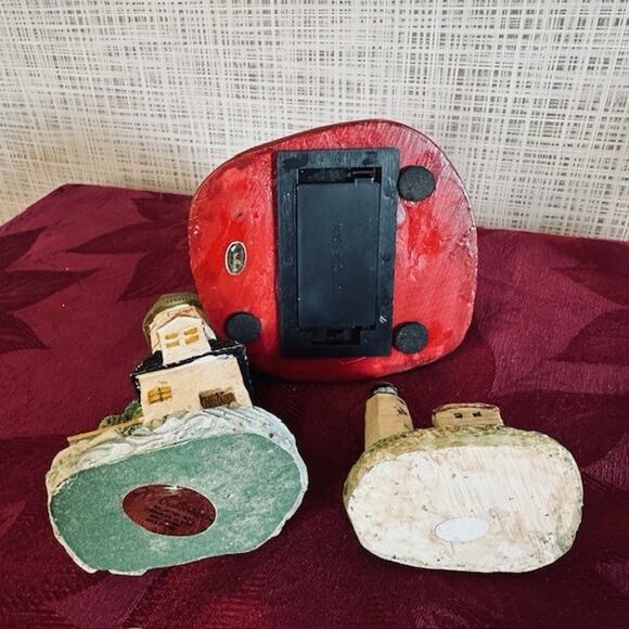 Lighthouse Resin Varied Figurines Set of 3 Decor Costal Core Nautical - Picture 3 of 8